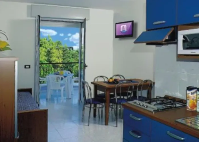 Cozy Flat With Terrace アパート